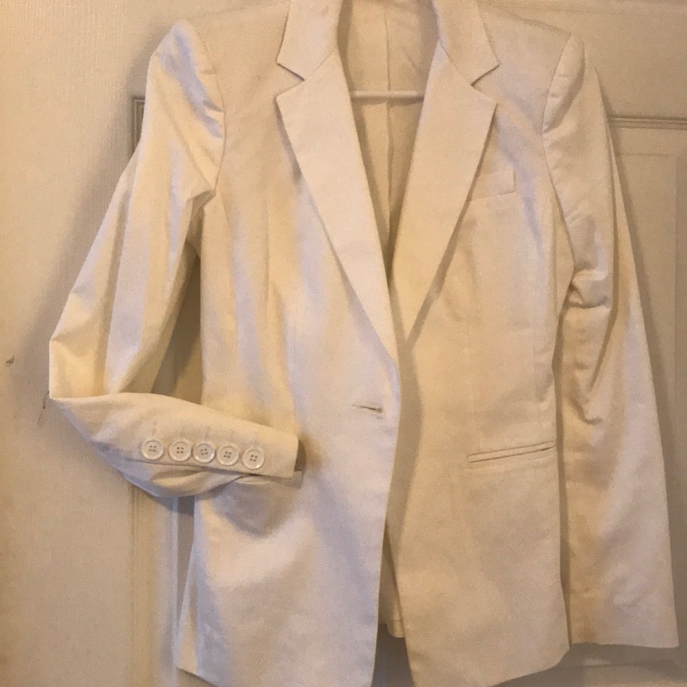 White blazer - Picture 2 of 4